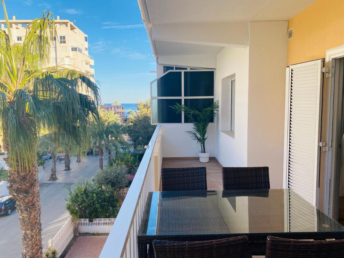 Amplio Apartamento Con Vistas Al Mar, Parking Y Wifi Alicante Eksteriør bilde
